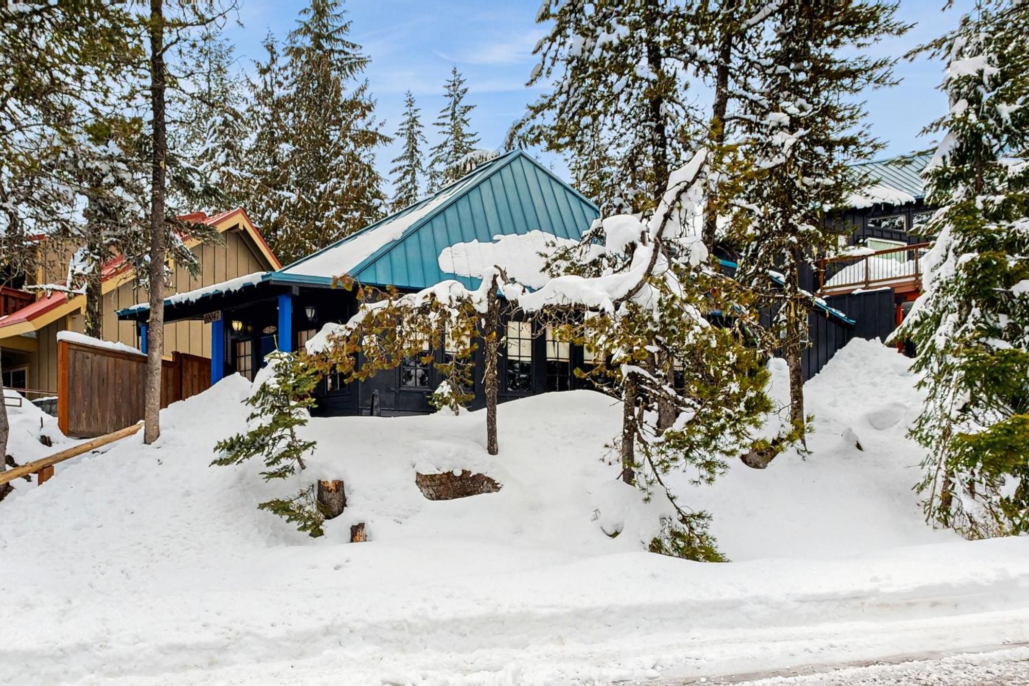 Flying Stag: Main Lodge Government Camp Exterior foto