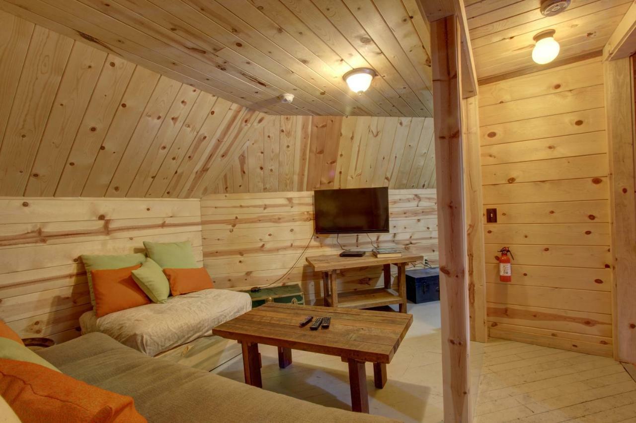 Flying Stag: Main Lodge Government Camp Exterior foto