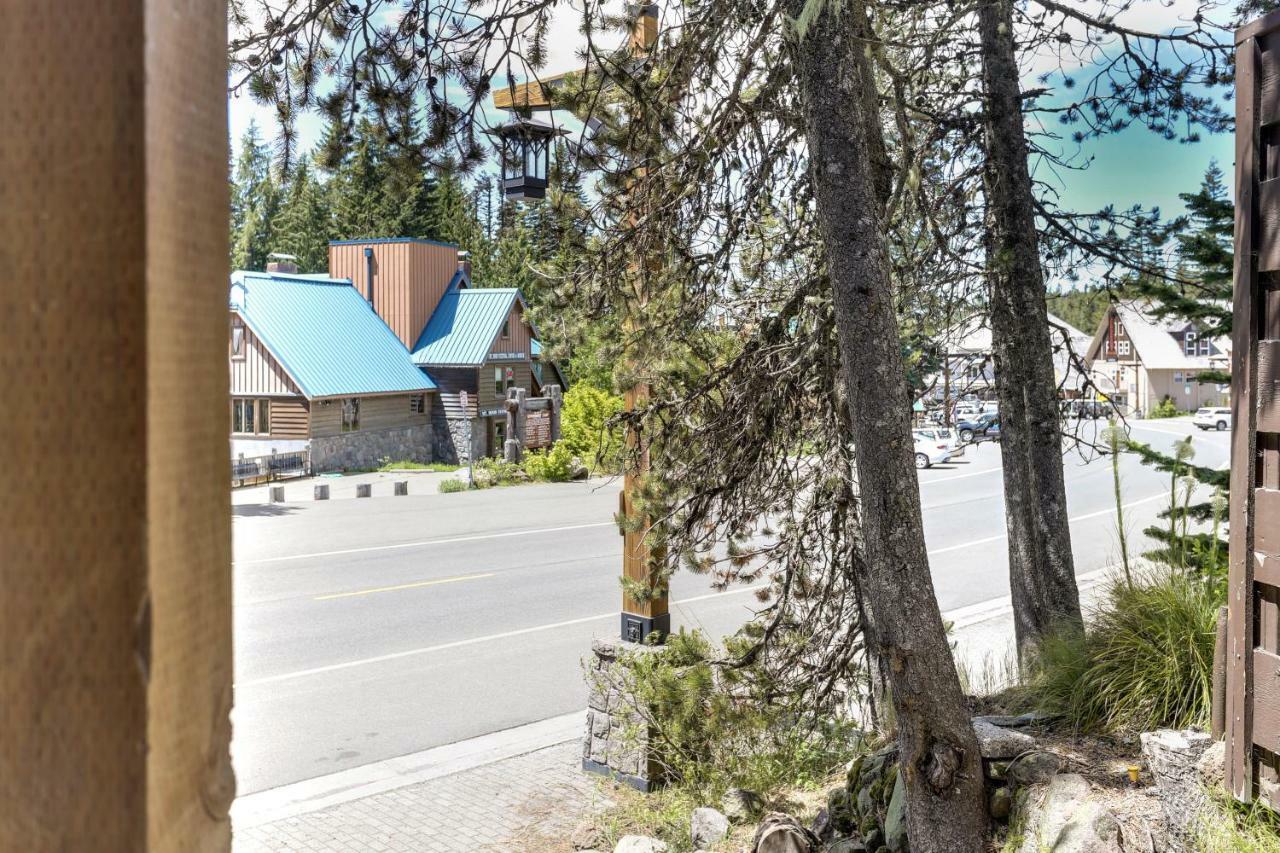 Flying Stag: Main Lodge Government Camp Exterior foto